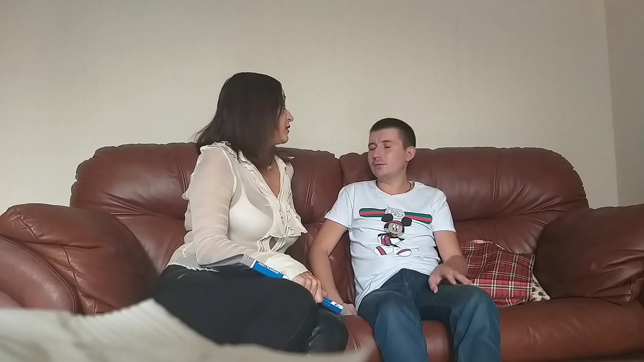 Sinh viên nhút nhát fuck insatiable giáo viên (Milf Alina Tumanova)